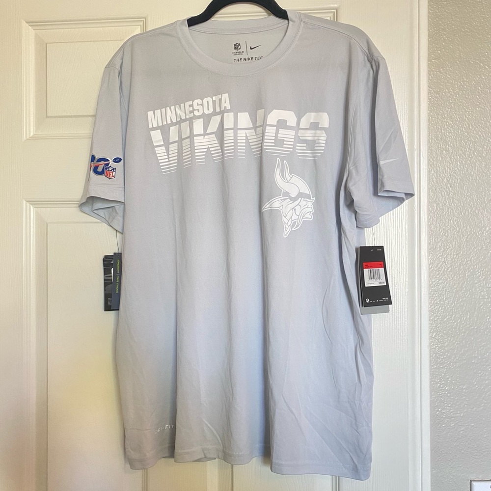 NWT Men's Gray Minnesota Vikings Nike NFL Tee Size Large